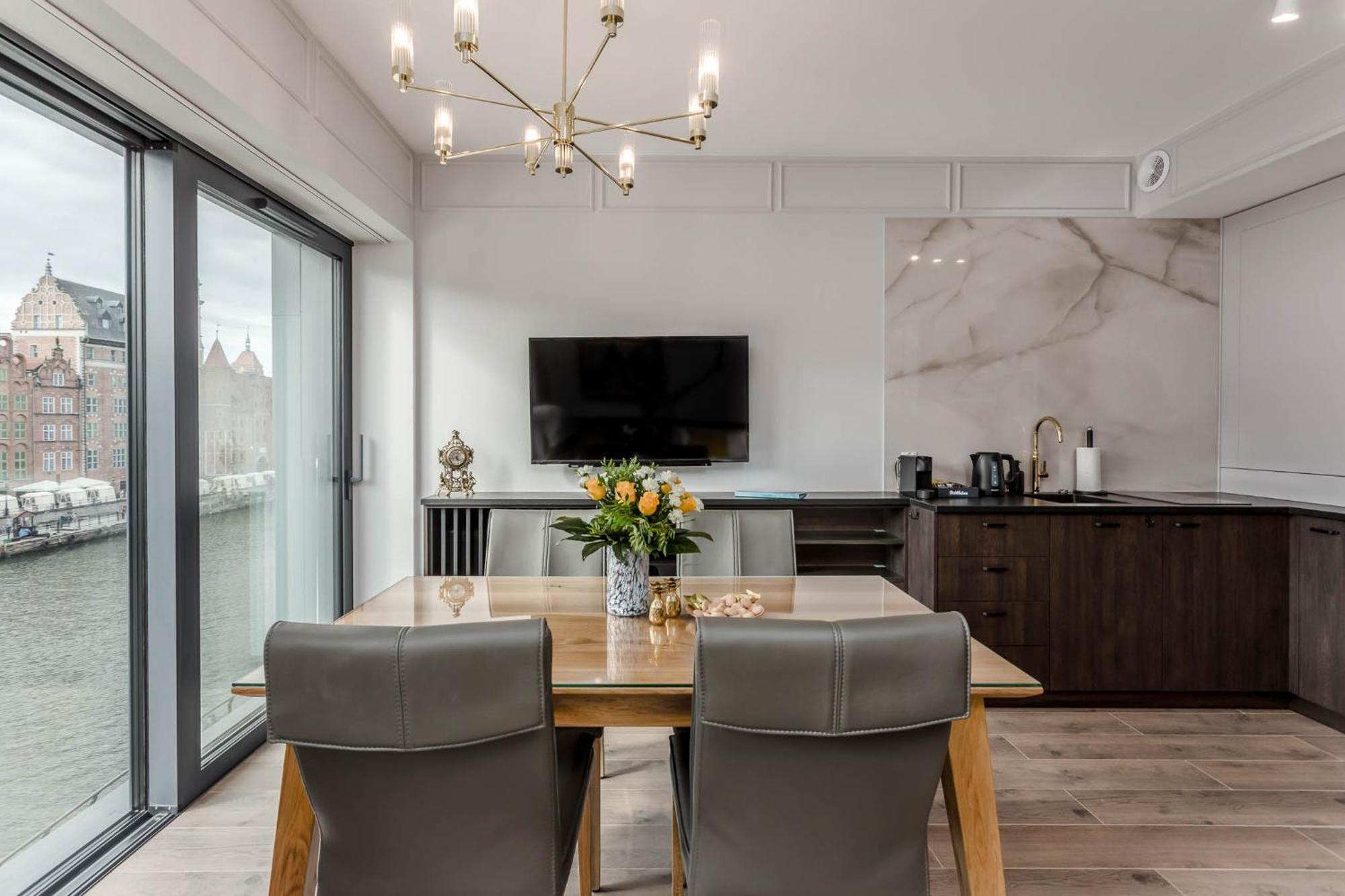 Rent Like Home - Apartamenty W Deo Plaza Γκντανσκ Εξωτερικό φωτογραφία